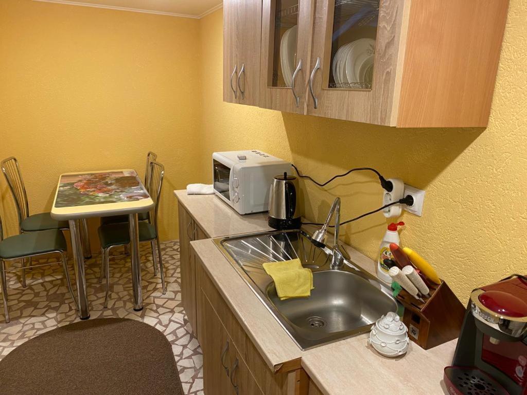 Ferienwohnung Apartament Mansarda Curtea de Argeş Exterior foto